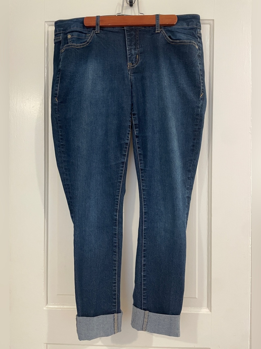 Torrid Dark Indigo Rolled Cuff Stretch Curvy Skinny Jeans Size 12T